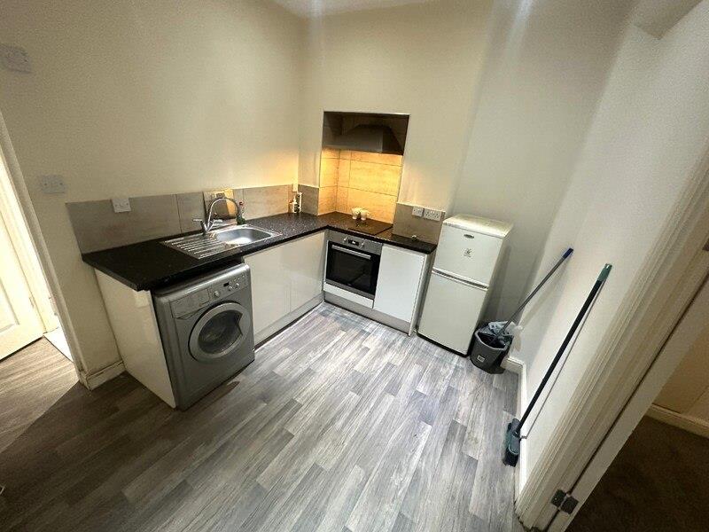 1 bed property in Bertram Street, Cardiff